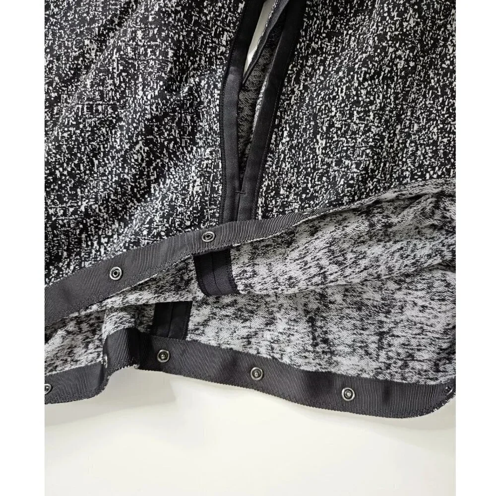 NWOT Lululemon Vinyasa Wrap Scarf Black White Print One Size Convertible